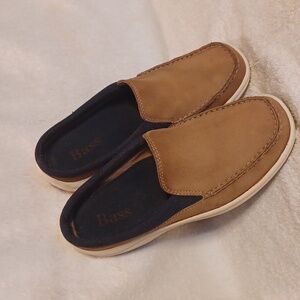 Bass Maritime slip on leather shoes women's size 6.5